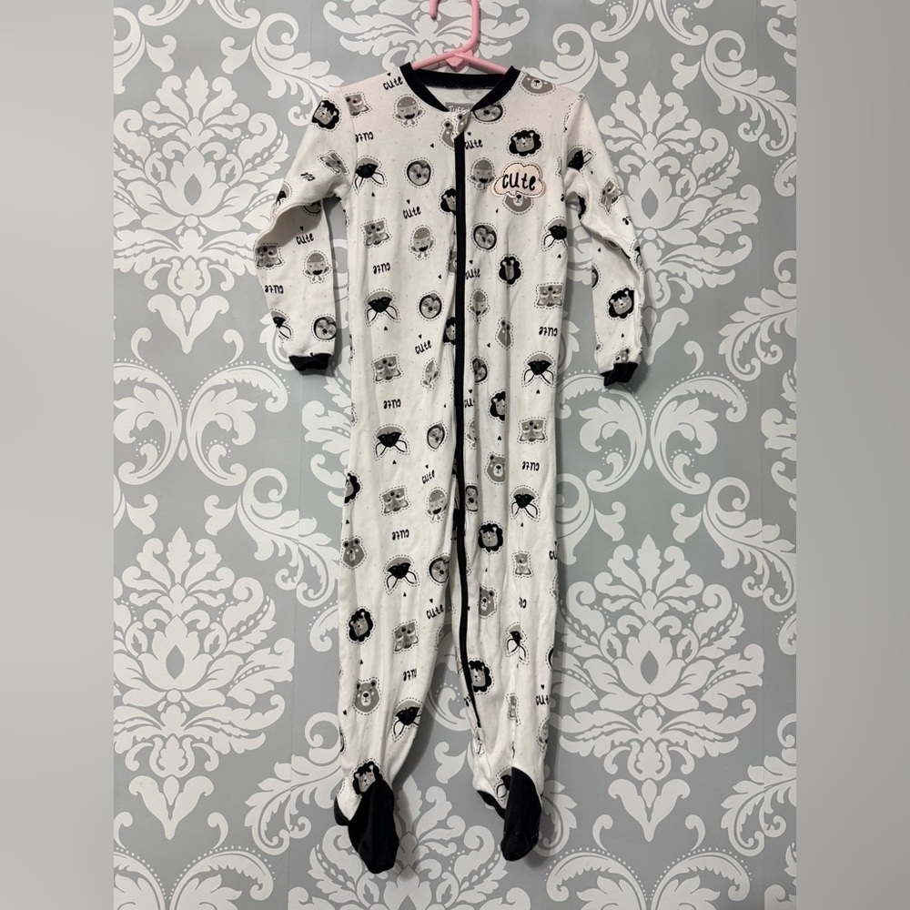 • 10/$25- Tuffy Cotton‎ Animal Zip Footed Sleeper